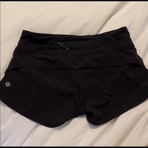 Lulu Lemon Women’s Speed Up 2.5” Short